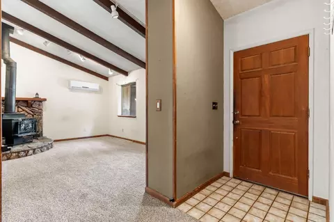 Entry Way - 6177 Silverleaf Dr, Foresthill, CA 95631 photo 4 of 7