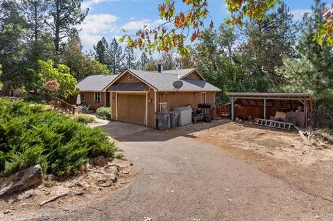 Exterior - 6177 Silverleaf Dr, Foresthill, CA 95631 photo 2 of 13