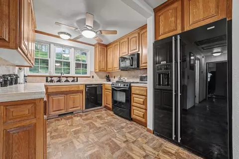 Kitchen - 17630 Ridge Rd, Pine Grove, CA 95665 photo 1 of 4