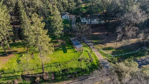 View/Area - 17630 Ridge Rd, Pine Grove, CA 95665 photo 4 of 11