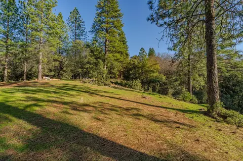 Exterior - 17630 Ridge Rd, Pine Grove, CA 95665 photo 16 of 30