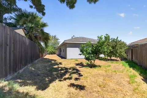 Exterior - 898 Morales Ct, Modesto, CA 95351 photo 7 of 7