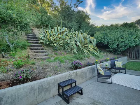Exterior - 2040 Esperanza Dr, Concord, CA 94519 photo 18 of 19