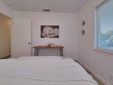 Bedroom - 2040 Esperanza Dr, Concord, CA 94519 photo 6 of 8