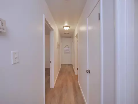 Entry Way - 2040 Esperanza Dr, Concord, CA 94519 photo 3 of 3