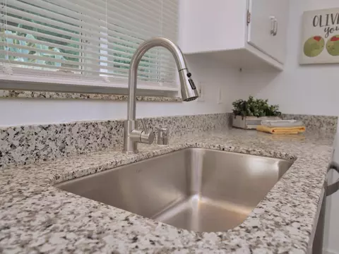 Kitchen - 2040 Esperanza Dr, Concord, CA 94519 photo 6 of 6