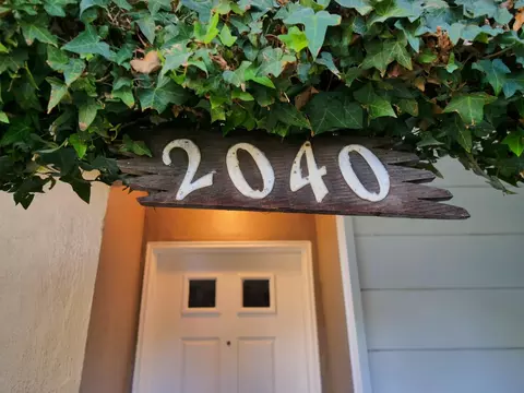 Exterior - 2040 Esperanza Dr, Concord, CA 94519 photo 5 of 19