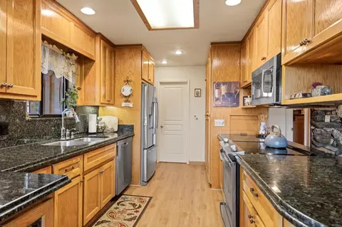 Kitchen - 2120 Oak Leaf Ct, Placerville, CA 95667 photo 2 of 4
