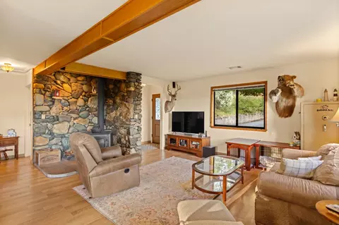 Living - 2120 Oak Leaf Ct, Placerville, CA 95667 photo 3 of 3
