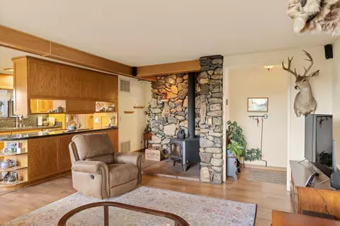 Living - 2120 Oak Leaf Ct, Placerville, CA 95667 photo 2 of 3