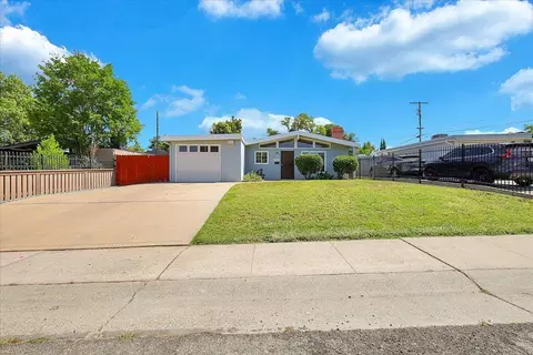 3828 San Novado Way, North Highlands, CA 95660