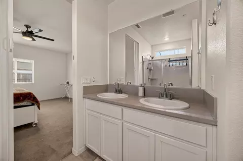 Bath - 3158 Violet Ct, Live Oak, CA 95953 photo 2 of 4