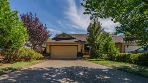 Exterior - 202 Westview Dr, Jackson, CA 95642 photo 3 of 15