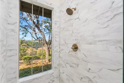 Bath - 16029 Butte Mountain Rd, Jackson, CA 95642 photo 5 of 5