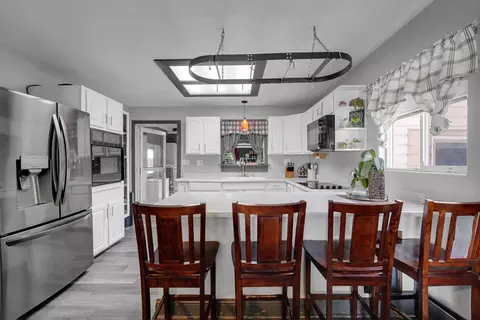 Kitchen - 224 Parry Ave, Modesto, CA 95354 photo 1 of 3