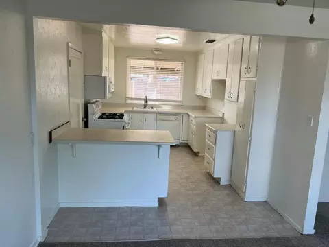Kitchen - 444 Bermuda Way, Modesto, CA 95350 photo 1 of 3