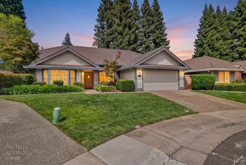 11445 Secrettown Ct, Gold River, CA 95670