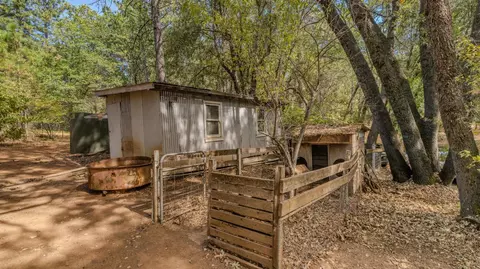 Exterior - 524 Ridge Rd, Rail Road Flat, CA 95248 photo 30 of 32