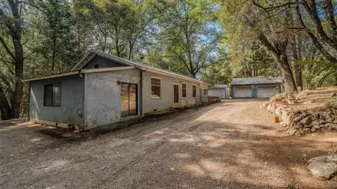 Exterior - 524 Ridge Rd, Rail Road Flat, CA 95248 photo 26 of 32