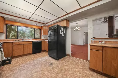 Kitchen - 524 Ridge Rd, Rail Road Flat, CA 95248 photo 1 of 6