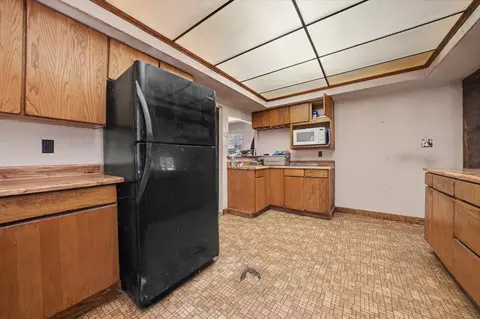 Kitchen - 524 Ridge Rd, Rail Road Flat, CA 95248 photo 5 of 6