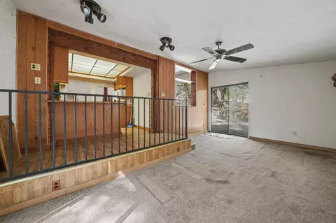Living - 524 Ridge Rd, Rail Road Flat, CA 95248 photo 3 of 7