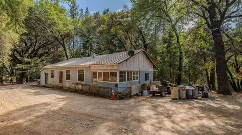 Exterior - 524 Ridge Rd, Rail Road Flat, CA 95248 photo 29 of 32