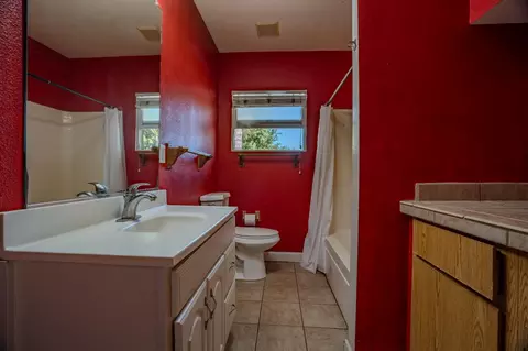 Bath - 2538 Thomas Ave, Ceres, CA 95307 photo 1 of 2