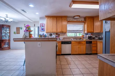 Kitchen - 2538 Thomas Ave, Ceres, CA 95307 photo 2 of 2