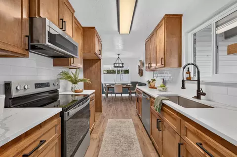 Kitchen - 4327 Larson St, Olivehurst, CA 95961 photo 3 of 3
