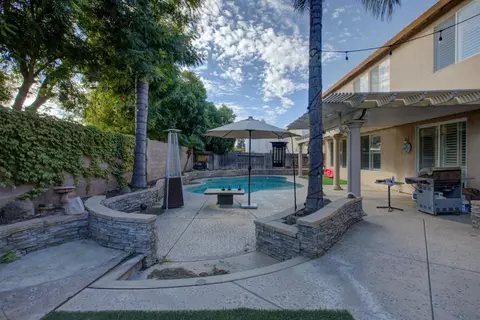 Exterior - 4208 Blake Dr, Modesto, CA 95356 photo 7 of 9
