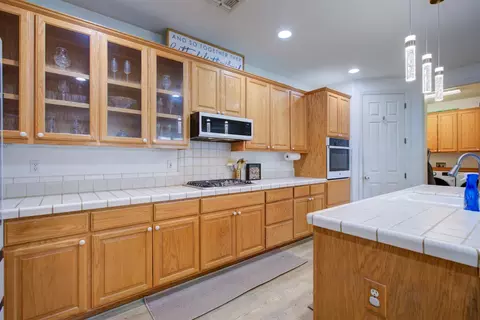 Kitchen - 4208 Blake Dr, Modesto, CA 95356 photo 5 of 5