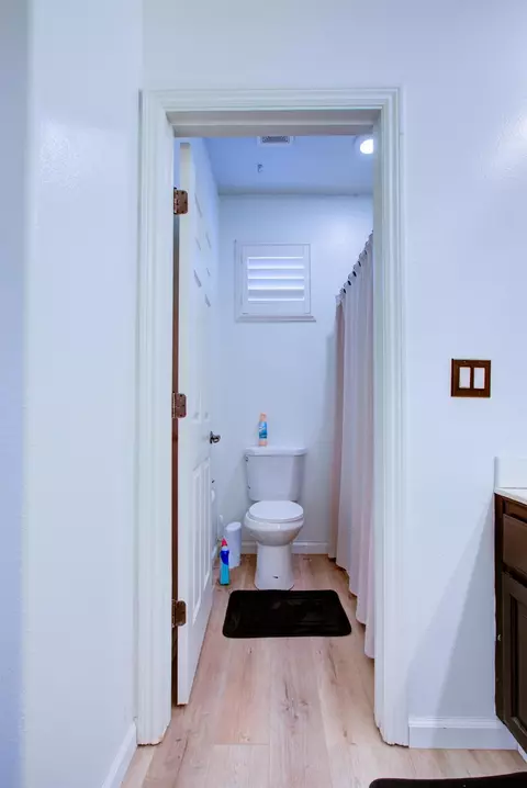 Bath - 4208 Blake Dr, Modesto, CA 95356 photo 6 of 6