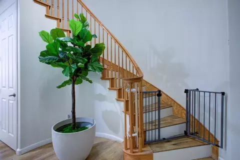 Entry Way - 4208 Blake Dr, Modesto, CA 95356 photo 4 of 6