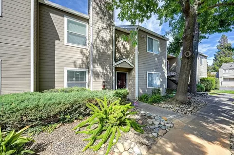 9101 Newhall Dr #76, Sacramento, CA 95826