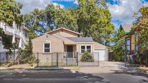 537 W Park St, Stockton, CA 95203