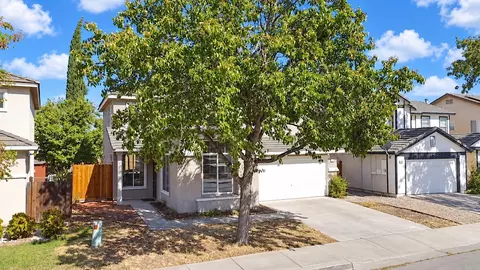 Exterior - 470 Baldwin Ct, Tracy, CA 95376 photo 7 of 13