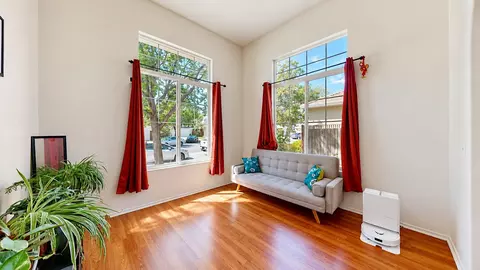 Living - 470 Baldwin Ct, Tracy, CA 95376 photo 1 of 5