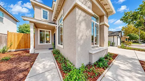 Exterior - 470 Baldwin Ct, Tracy, CA 95376 photo 4 of 13