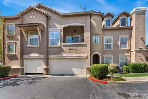 5350 Dunlay Dr #3517, Sacramento, CA 95835