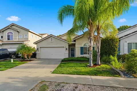 240 Bettencourt Dr, Roseville, CA 95678