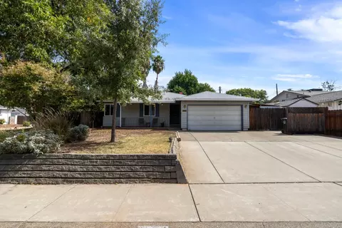 2501 Zinfandel Dr, Rancho Cordova, CA 95670