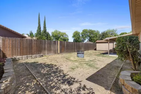 Exterior - 2905 Debbie Ln, Modesto, CA 95350 photo 8 of 8