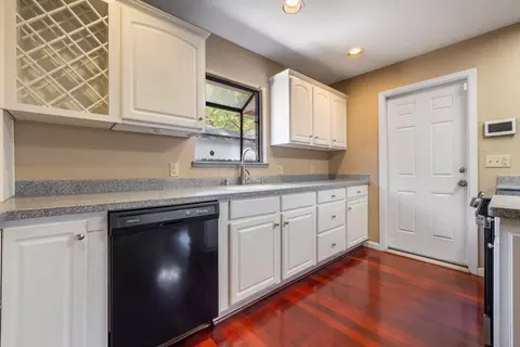 Kitchen - 2905 Debbie Ln, Modesto, CA 95350 photo 2 of 3