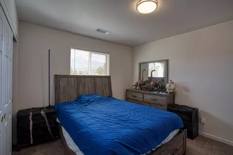 Bedroom - 1523 Alameda Ave, Weed, CA 96094 photo 1 of 3