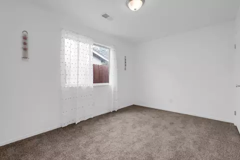 Bedroom - 34 Skylark Ct, Merced, CA 95341 photo 2 of 3