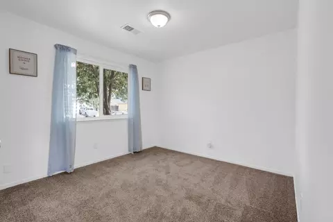 Bedroom - 34 Skylark Ct, Merced, CA 95341 photo 1 of 3