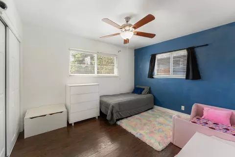 Bedroom - 5222 Locust Ave, Carmichael, CA 95608 photo 3 of 4