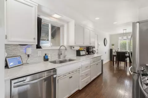 Kitchen - 5222 Locust Ave, Carmichael, CA 95608 photo 4 of 5