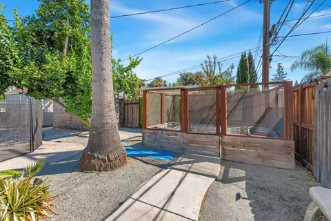 Exterior - 5222 Locust Ave, Carmichael, CA 95608 photo 9 of 11